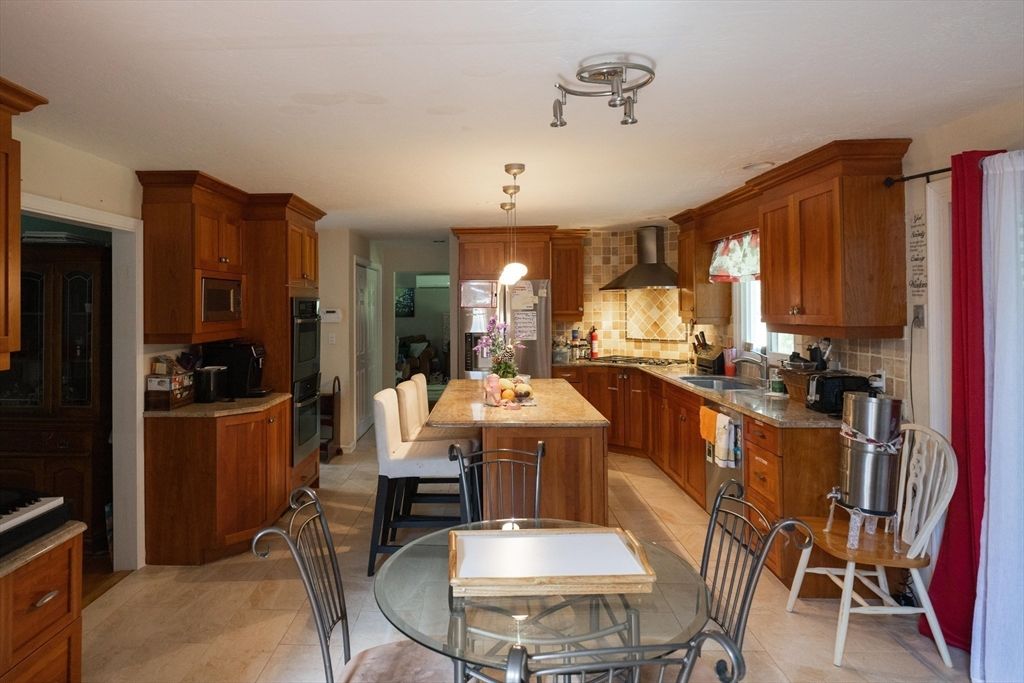 Dining room, Interior, Kitchen, Pendant Lights