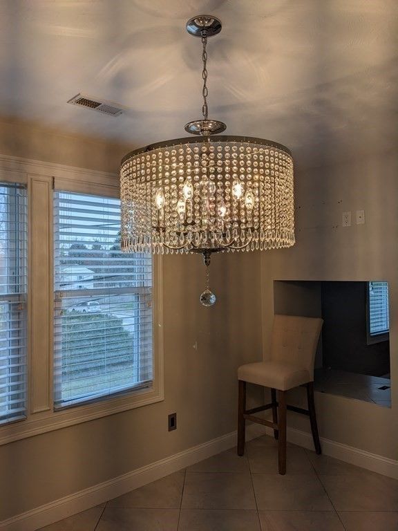 Chandelier, Interior