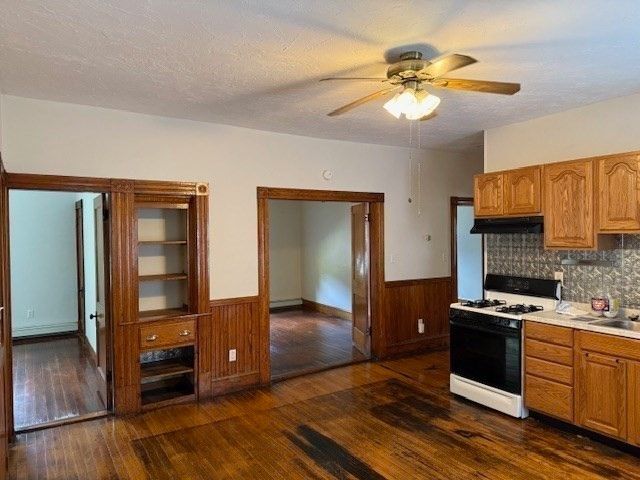 Interior, Kitchen, Wood Texture Flooring