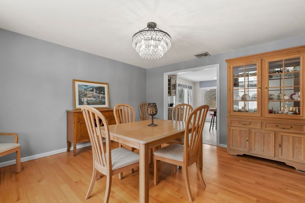 Chandelier, Dining room, Interior, Wood Texture Flooring