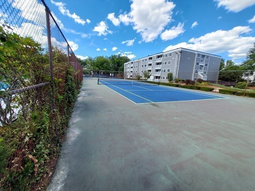 Exterior, Tennis Courts