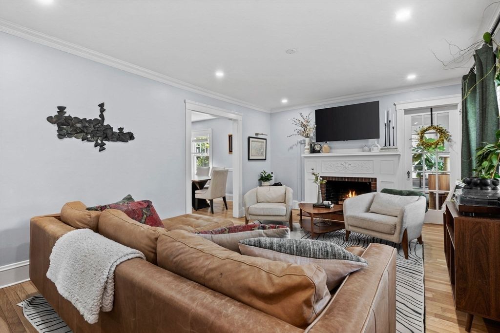 Fireplace, Interior, Living room, Recessed Lighting, Wood Texture Flooring