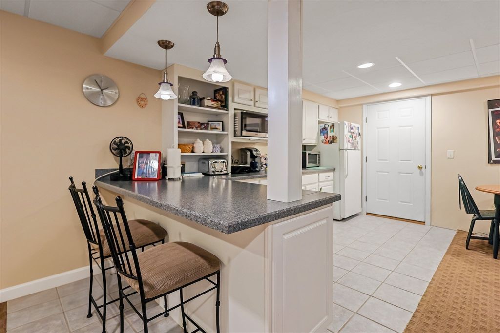 Interior, Kitchen, Pendant Lights, Recessed Lighting