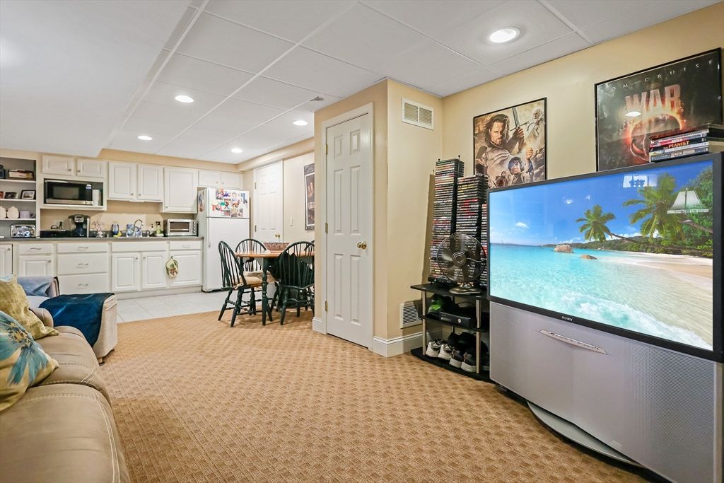 Interior, Kitchen, Living room, Recessed Lighting