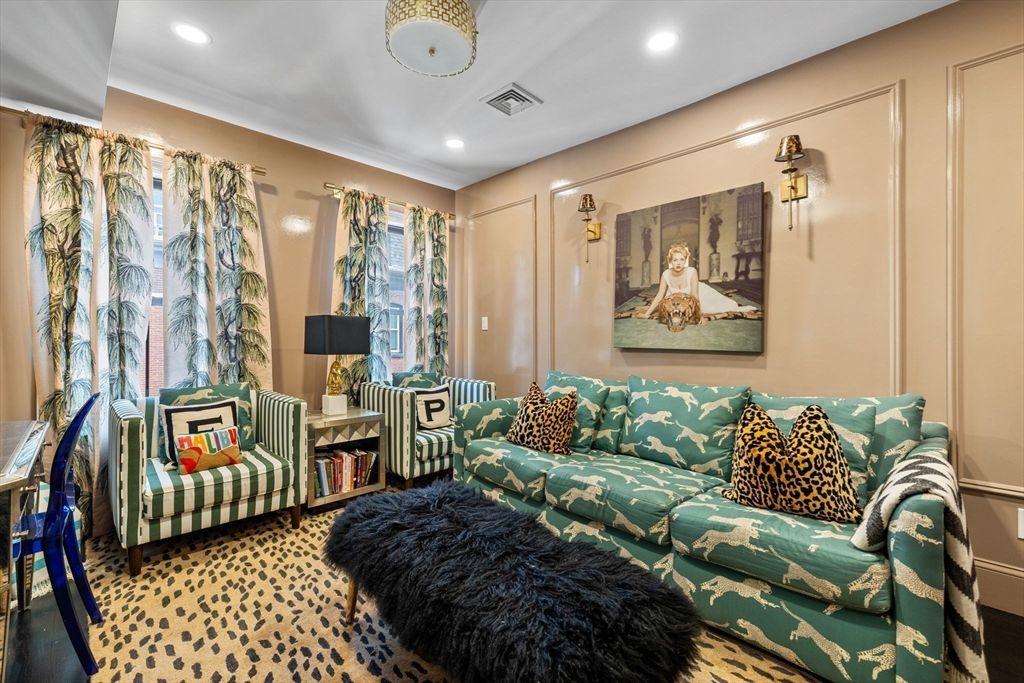 Interior, Living room, Recessed Lighting