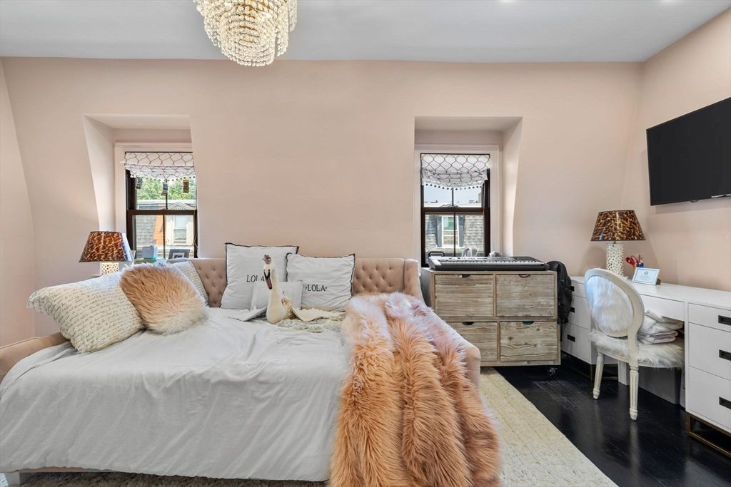 Bedroom, Chandelier, Interior, Recessed Lighting, Wood Texture Flooring