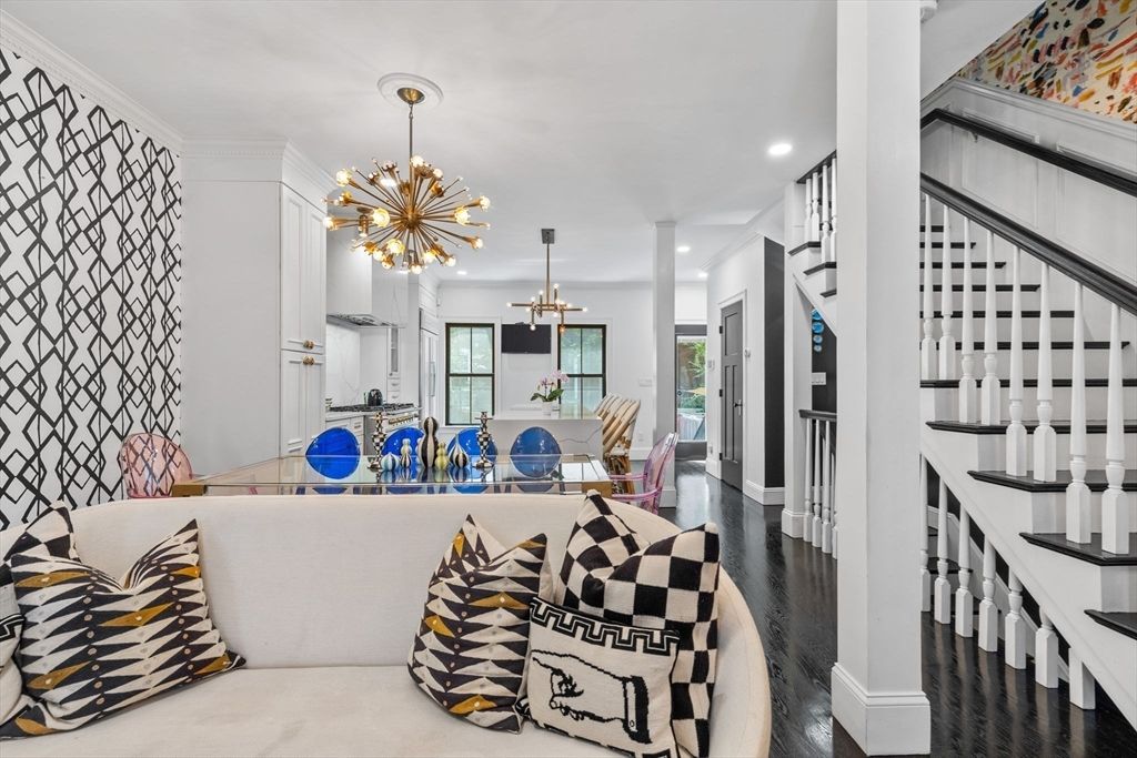 Chandelier, Dining room, Interior, Pendant Lights, Recessed Lighting, Wood Texture Flooring