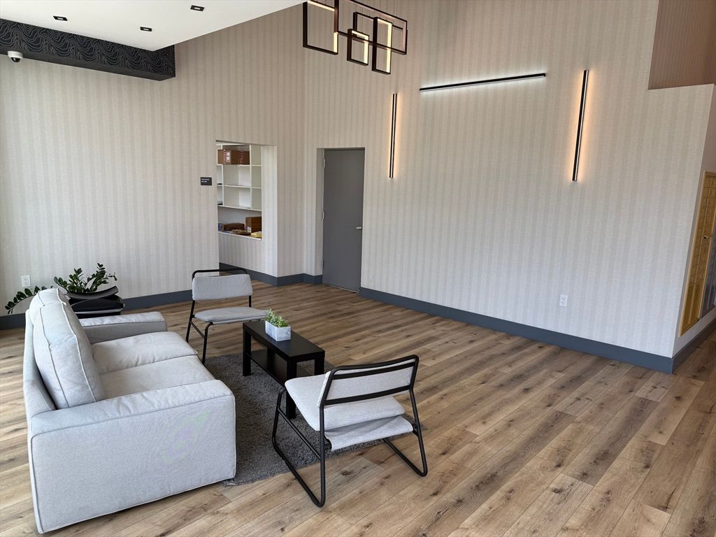 Interior, Living room, Pendant Lights, Recessed Lighting, Wood Texture Flooring