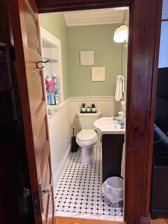 Bathroom, Interior