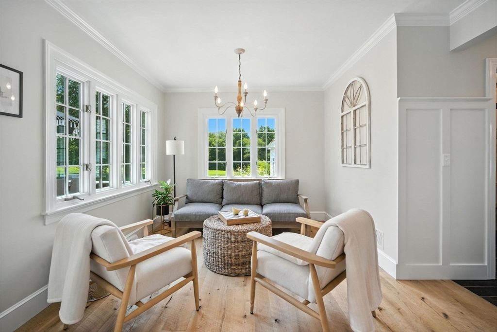 Chandelier, Interior, Living room, Wood Texture Flooring