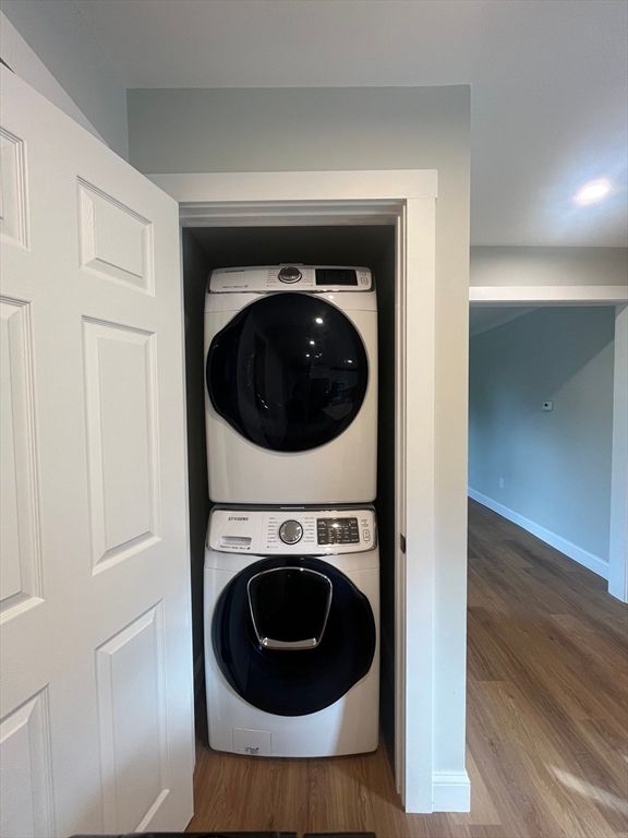 Interior, Recessed Lighting, Utility Closets, Washer, Wood Texture Flooring