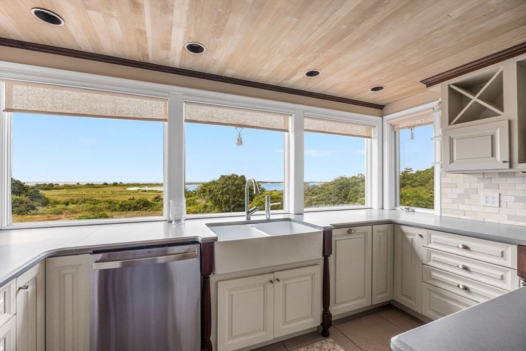 Interior, Recessed Lighting, Water, Wooden Ceilings