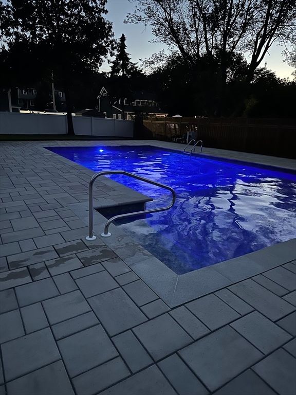 Exterior, Pool