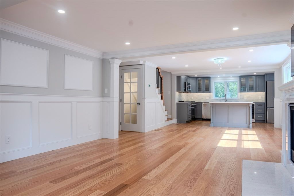 Interior, Kitchen, Recessed Lighting, Wood Texture Flooring