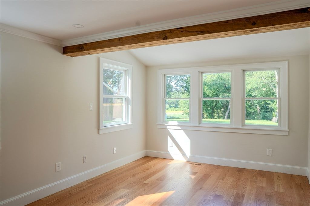 Empty room, Interior, Wooden Beams, Wood Texture Flooring