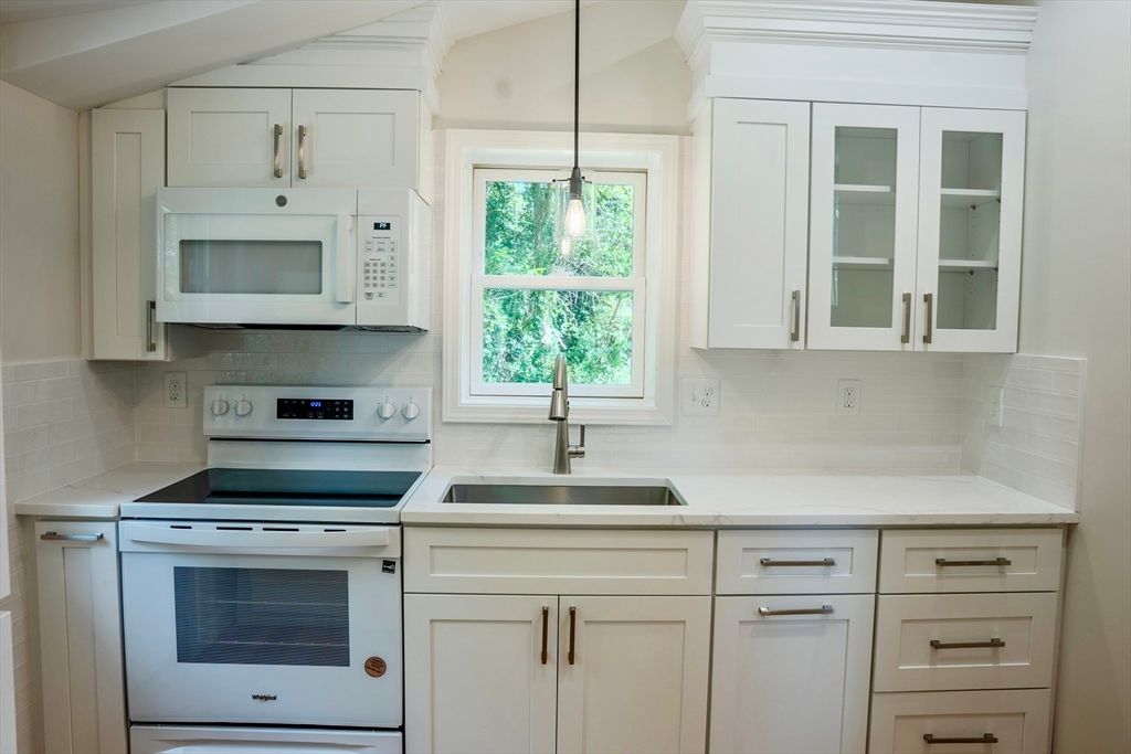 Interior, Kitchen, Pendant Lights