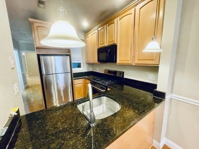 Interior, Kitchen, Pendant Lights