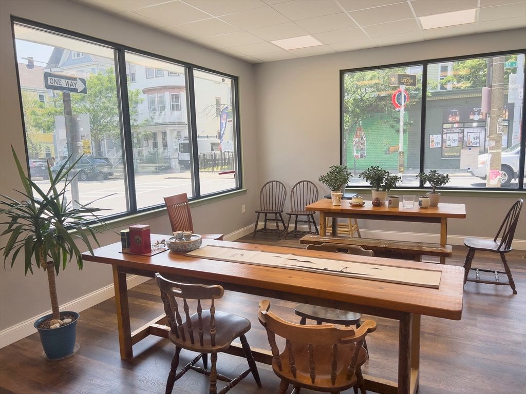 Dining room, Interior, Wood Texture Flooring