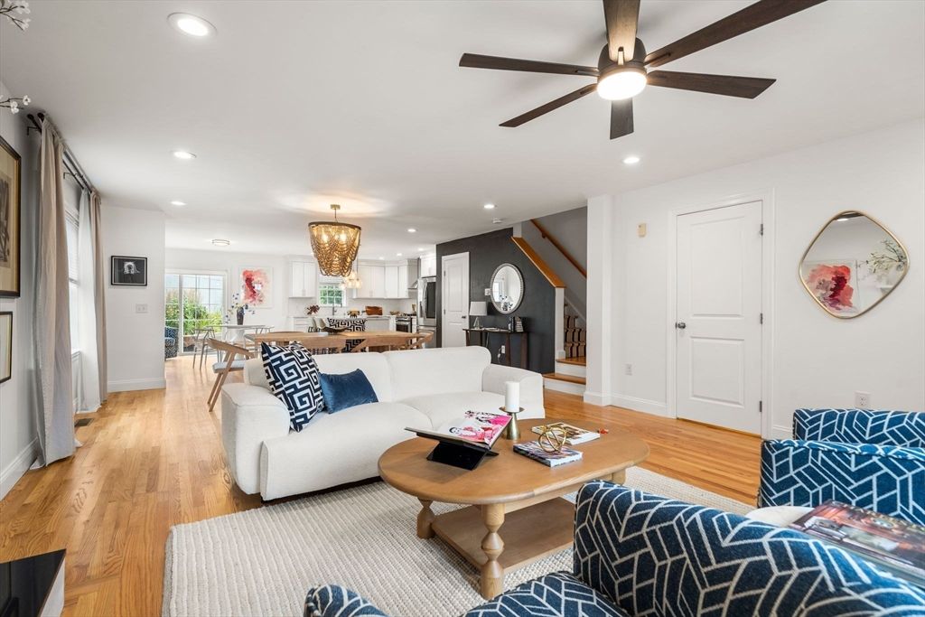 Dining room, Interior, Kitchen, Living room, Pendant Lights, Recessed Lighting, Stainless Steel Appliances, Wood Texture Flooring