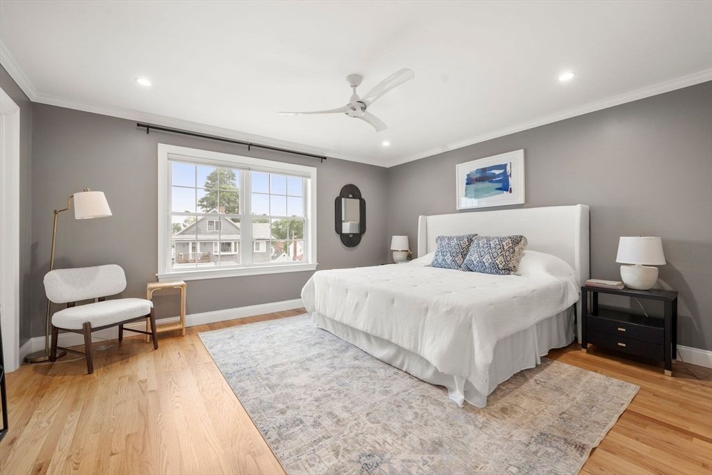 Bedroom, Interior, Recessed Lighting, Wood Texture Flooring