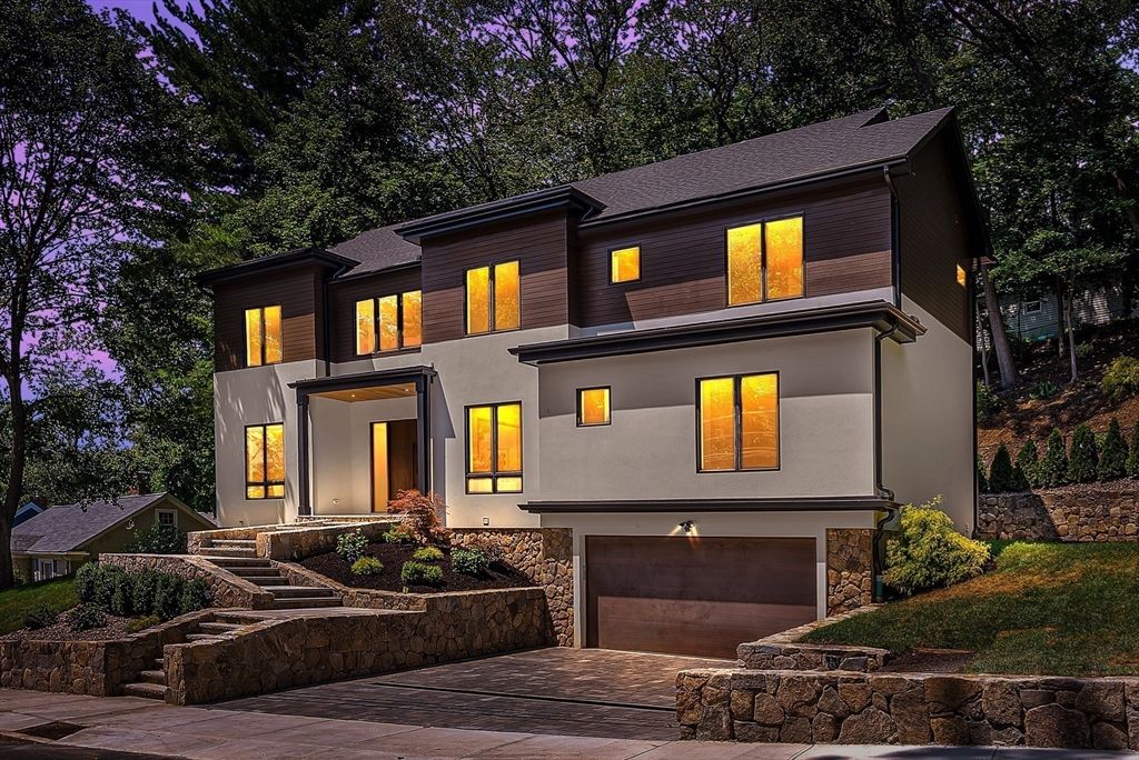 Attached, Exterior, Facade, Modern