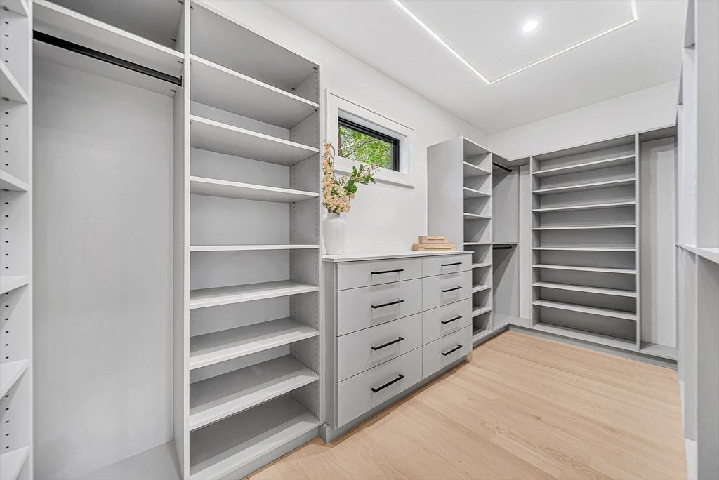 Interior, Recessed Lighting, Walk-in Closets, Wood Texture Flooring
