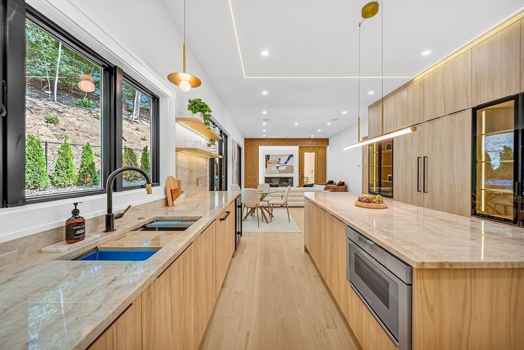 Dining room, Interior, Kitchen, Pendant Lights, Recessed Lighting, Stainless Steel Appliances, Wood Texture Flooring
