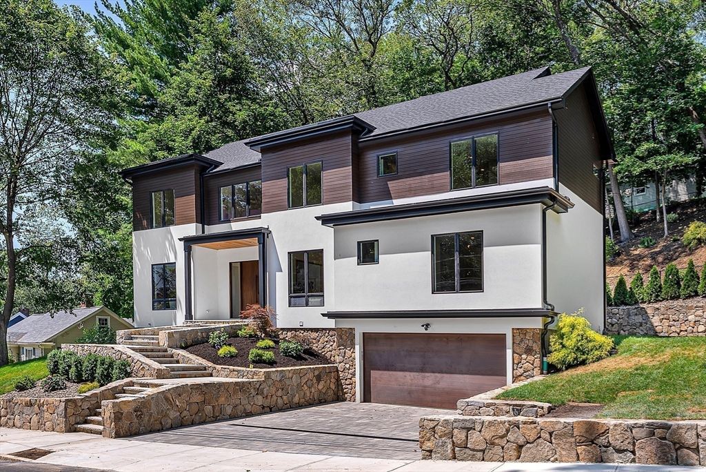 Attached, Exterior, Facade, Modern