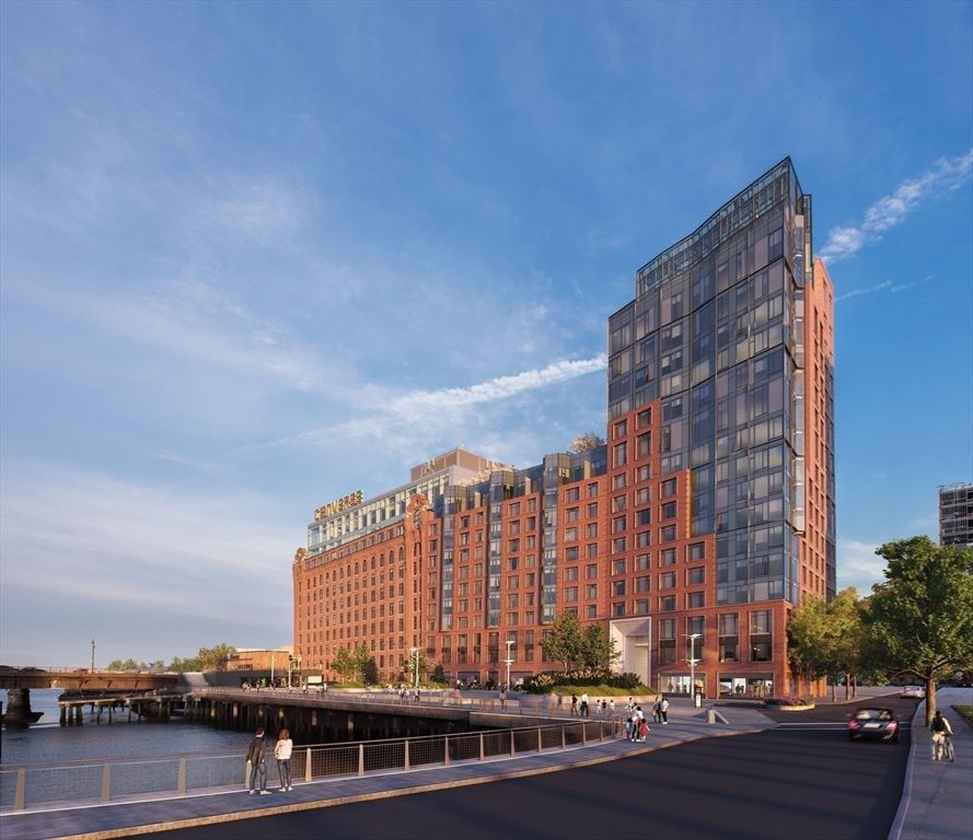 Exterior, Facade, Highrise