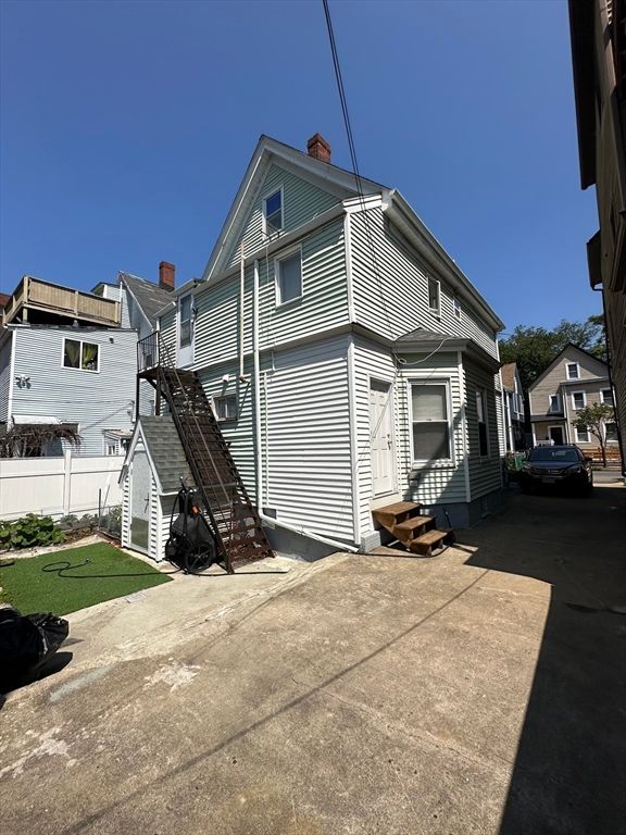 Backyard, Exterior