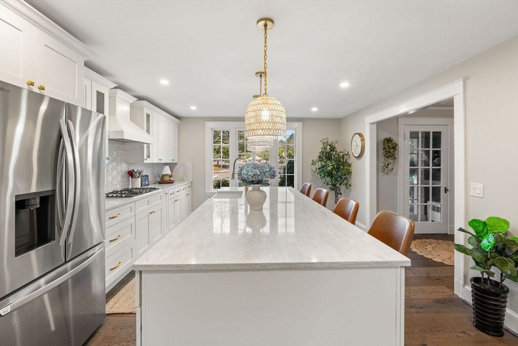 Chandelier, Interior, Kitchen, Recessed Lighting, Stainless Steel Appliances, Wood Texture Flooring