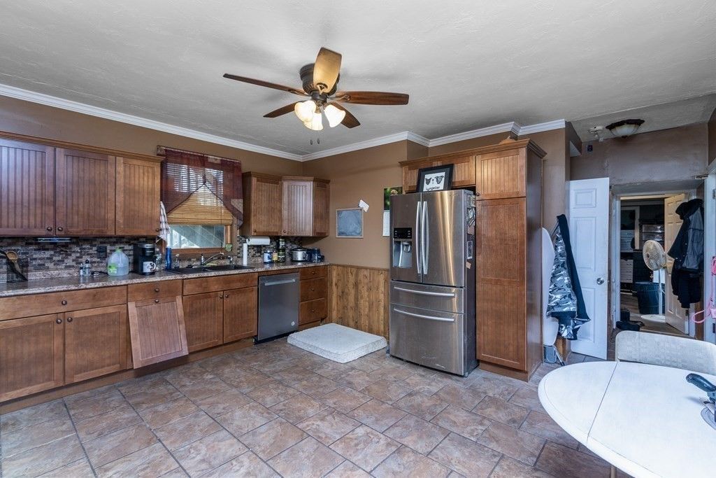 Interior, Kitchen, Stainless Steel Appliances