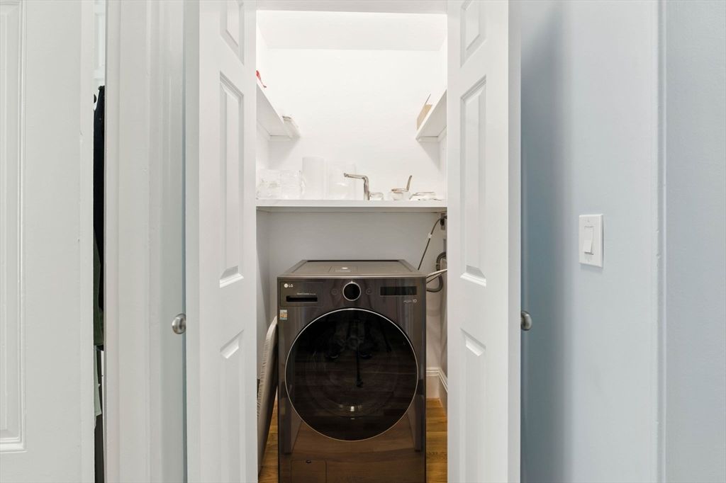 Interior, Utility Closets, Washer
