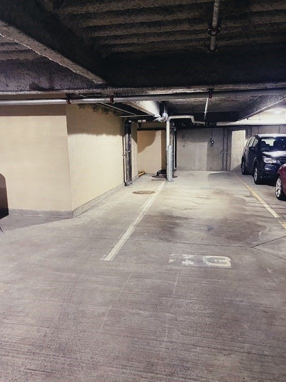 Garage, Interior