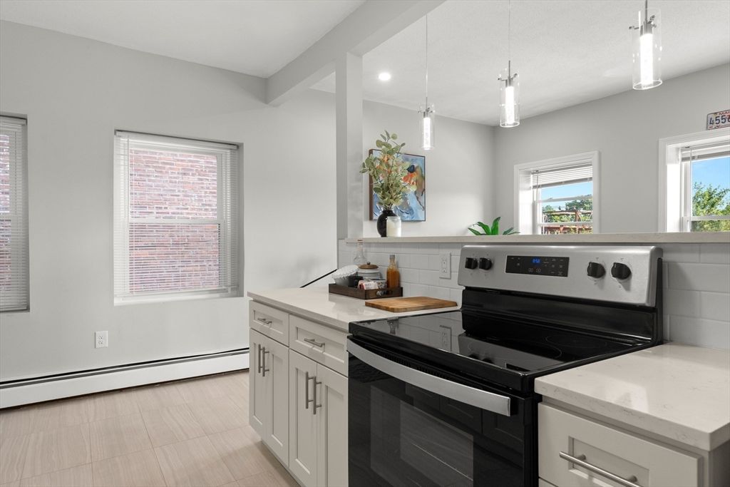 Interior, Kitchen, Pendant Lights, Recessed Lighting