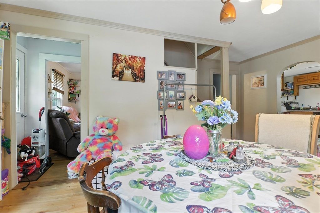 Dining room, Interior, Wood Texture Flooring