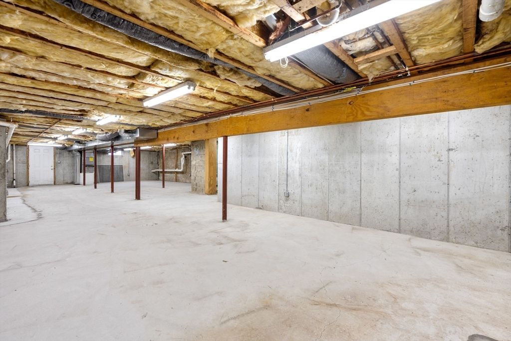 Interior, Wooden Beams
