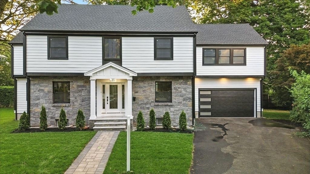 Attached, Exterior, Facade, Raised Ranch