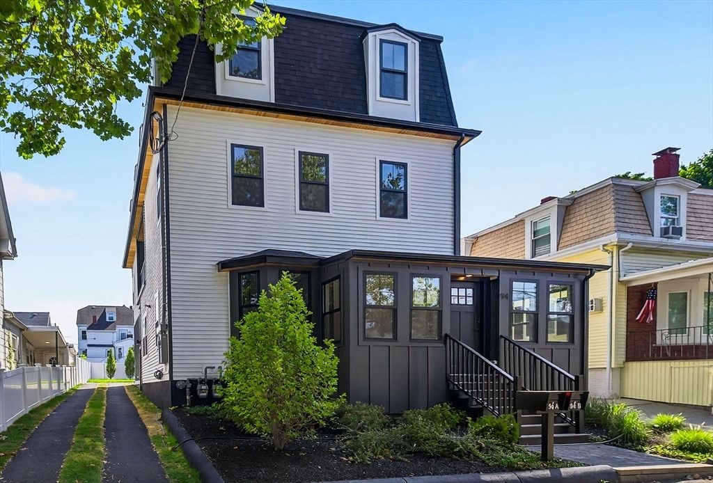 Exterior, Facade, Queen Anne Victorian