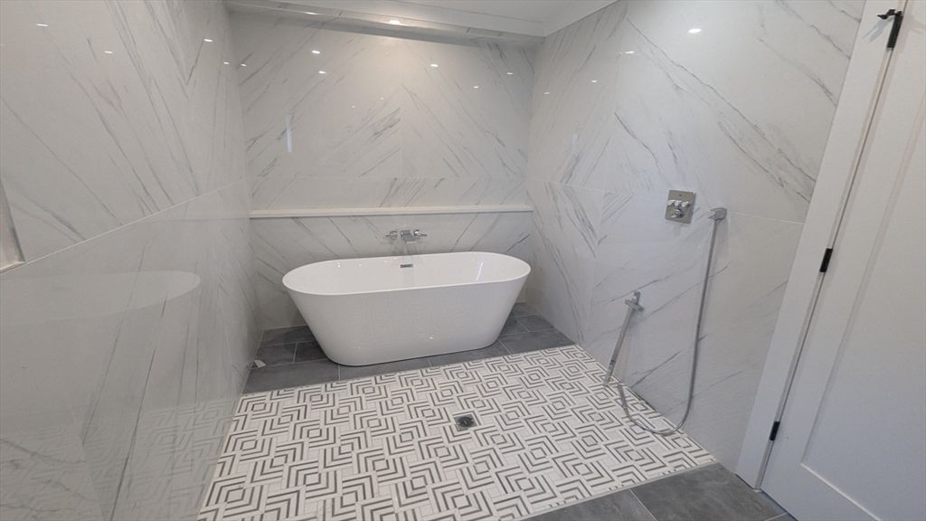 Bathroom, Free Standing Baths, Interior, Marble Walls, Recessed Lighting
