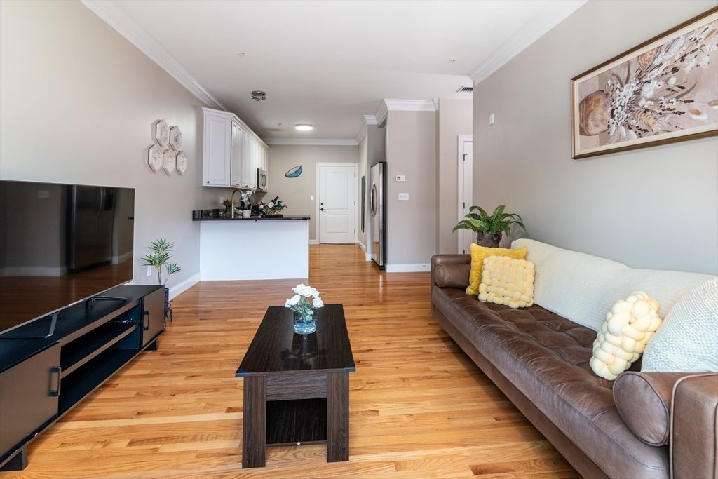 Interior, Kitchen, Living room, Recessed Lighting, Wood Texture Flooring