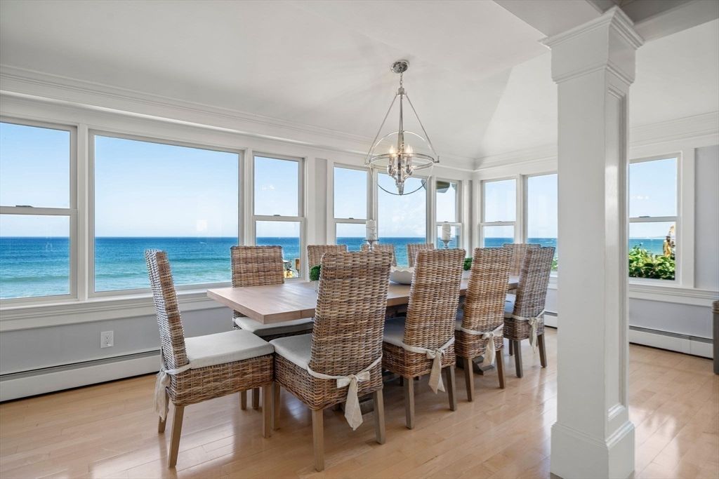 Chandelier, Dining room, Interior, Pendant Lights, Water, Wood Texture Flooring