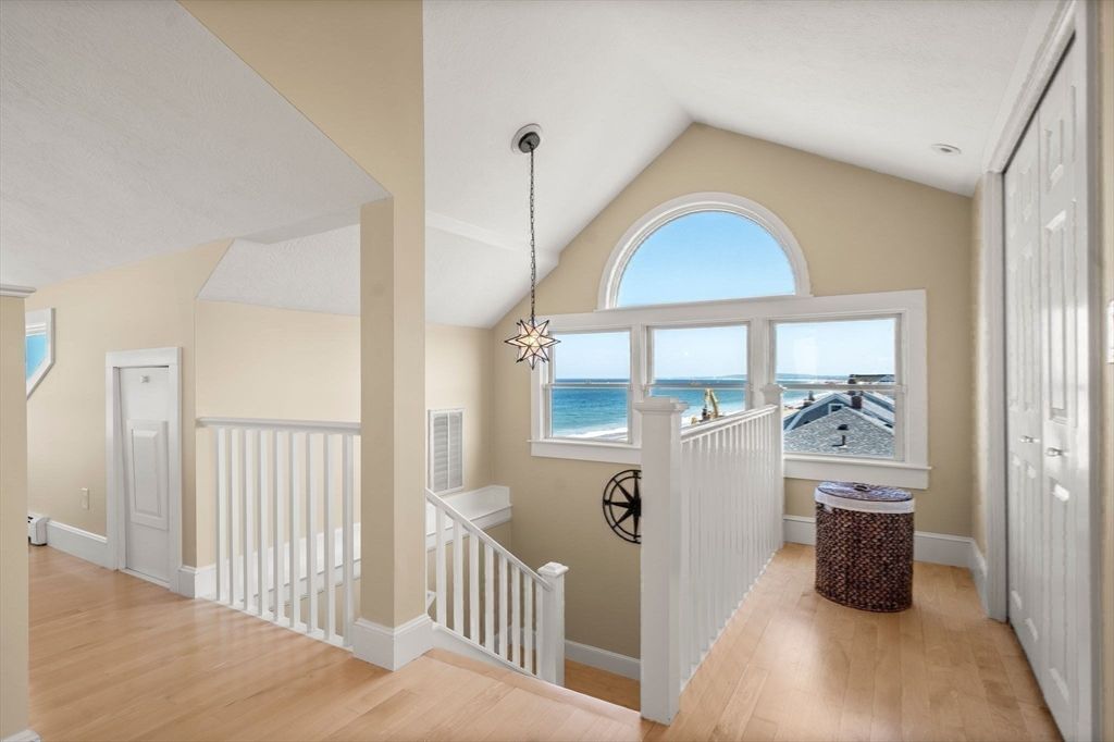 Interior, Pendant Lights, Water, Wood Texture Flooring