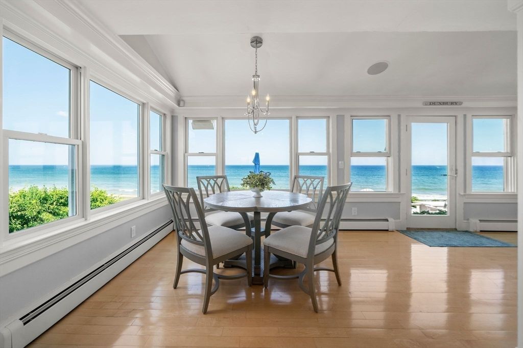 Dining room, Interior, Pendant Lights, Water, Wood Texture Flooring