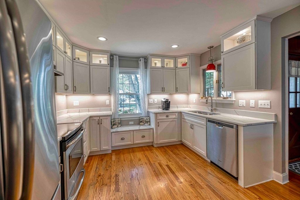 Interior, Kitchen, Recessed Lighting, Wood Texture Flooring