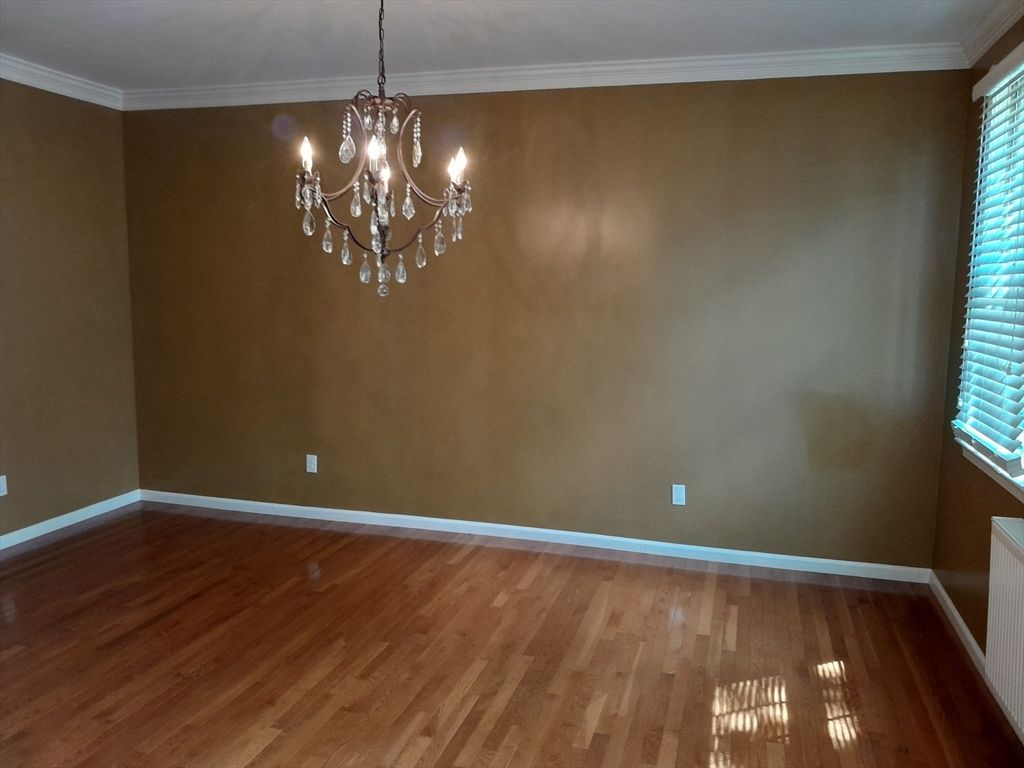 Chandelier, Empty room, Interior, Wood Texture Flooring