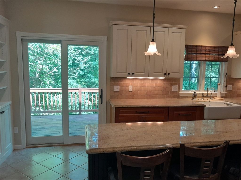 Interior, Kitchen, Pendant Lights, Recessed Lighting