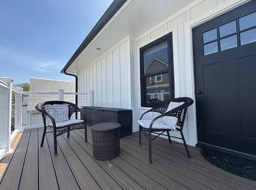 Exterior, Wood Texture Flooring