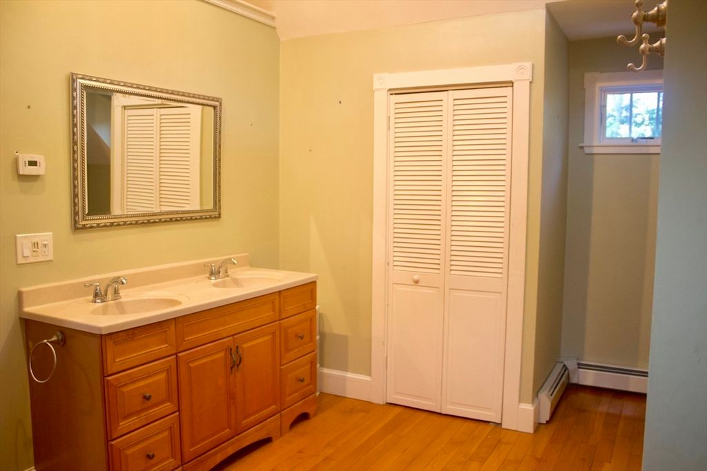 Bathroom, Dual Sink Vanities, Interior, Wood Texture Flooring