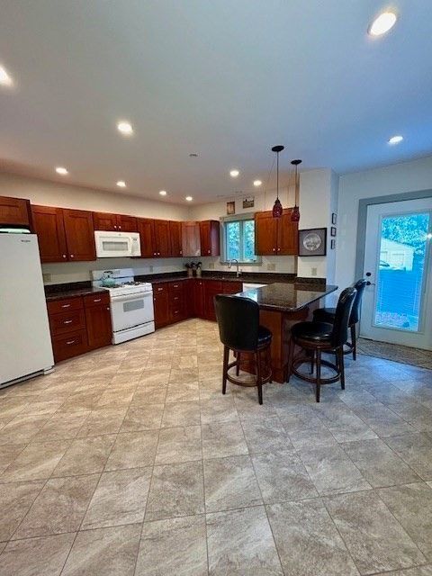 Interior, Kitchen, Pendant Lights, Recessed Lighting